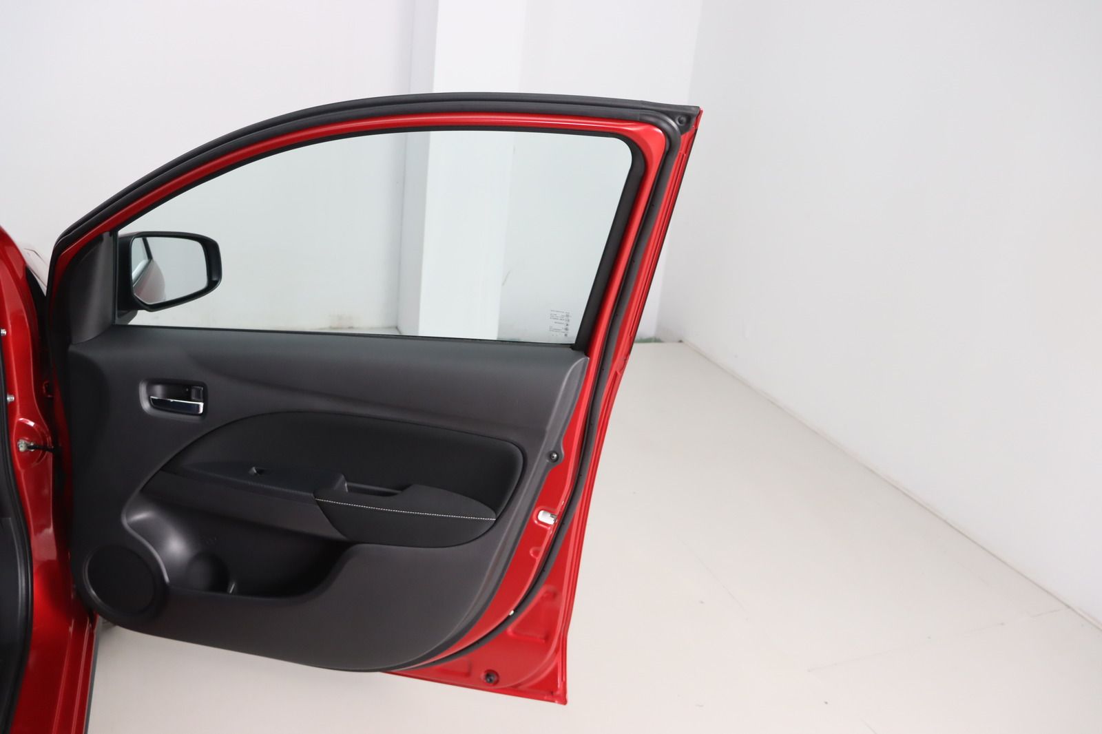 Fahrzeugabbildung Mitsubishi Space Star 1.2i Top * 1. Hand *