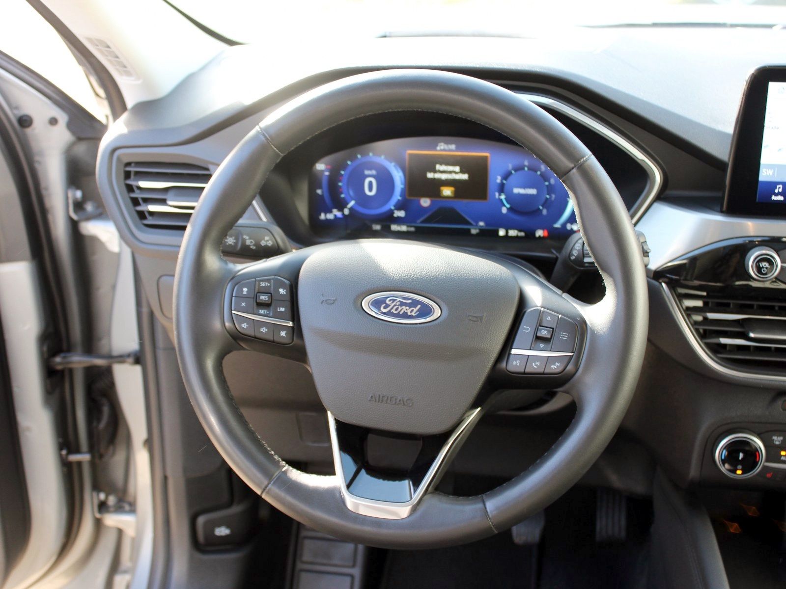 Fahrzeugabbildung Ford Kuga Titanium 1,5 EcoBoost Start/Stopp