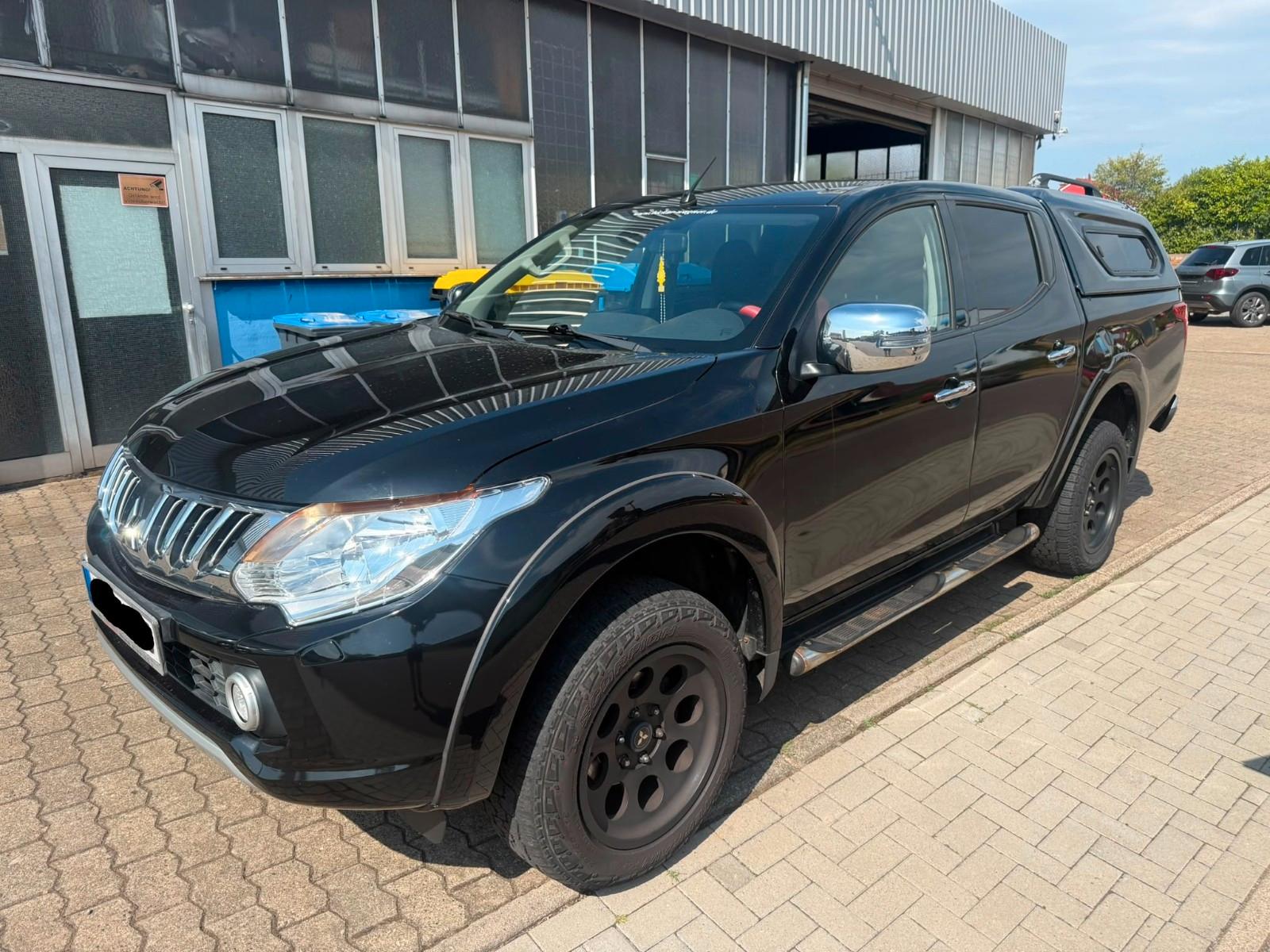 Mitsubishi L200 Plus Doppelkabine 4WD