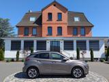 Hyundai Kona Elektro Trend LED ACC NAV SHZ CAM WP KRELL - graue Hyundai KONA Elektro
