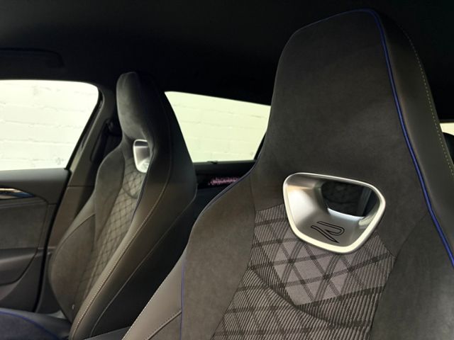 Volkswagen Passat - Bild 16