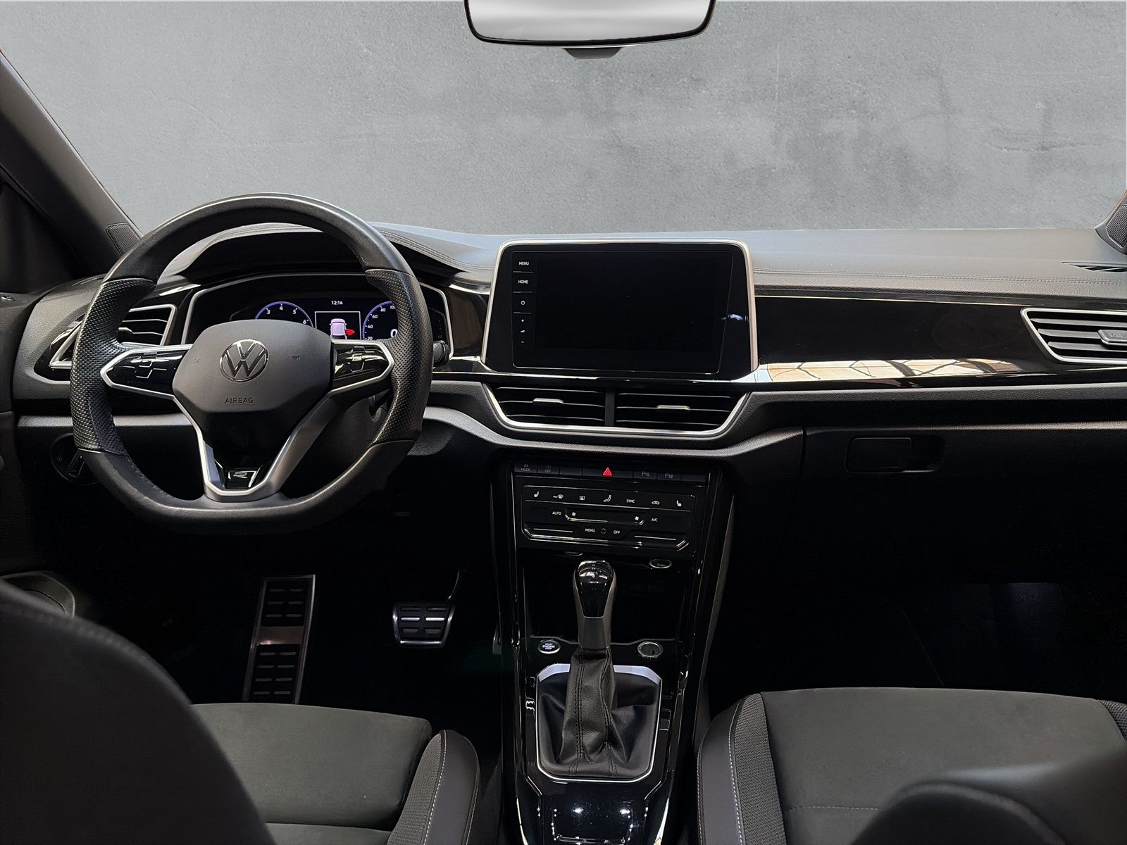 Fahrzeugabbildung Volkswagen T-Roc 1.5 TSI R-Line Keyless Kamera AppConnect
