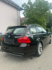 BMW 320 - 5