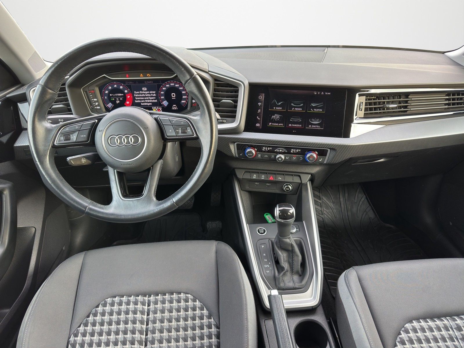 AUDI A1 Sportback 35 TFSI advanced AUTOMATIK / LED / - Image 10