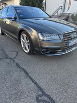 Audi S8 4.0 TFSI Vollauslastung  - graue Audi S8