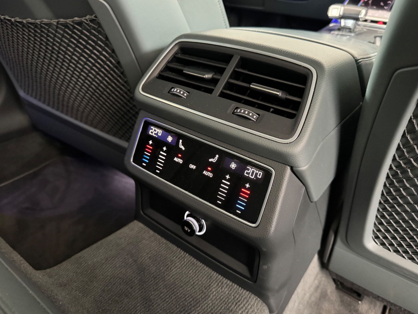 Fahrzeugabbildung Audi A7 Sportback 55 FSI quattro/Leder/R-Cam/ACC/Navi