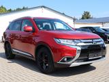 Mitsubishi Outlander 2.0 MIVEC Plus ClearTec 4WD CVT - : Cvt