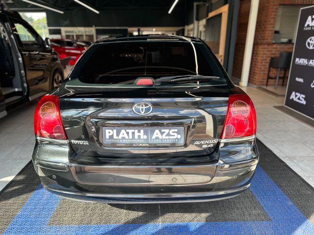 Toyota Avensis 2.4 Executive Liftback
