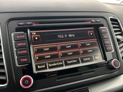 VW Sharan Life BMT/ 4x4 / 2.HD / 7-SITZE / AHK VW Sharan Life BMT/ 4x4 / 2.HD / 7-SITZE / AHK