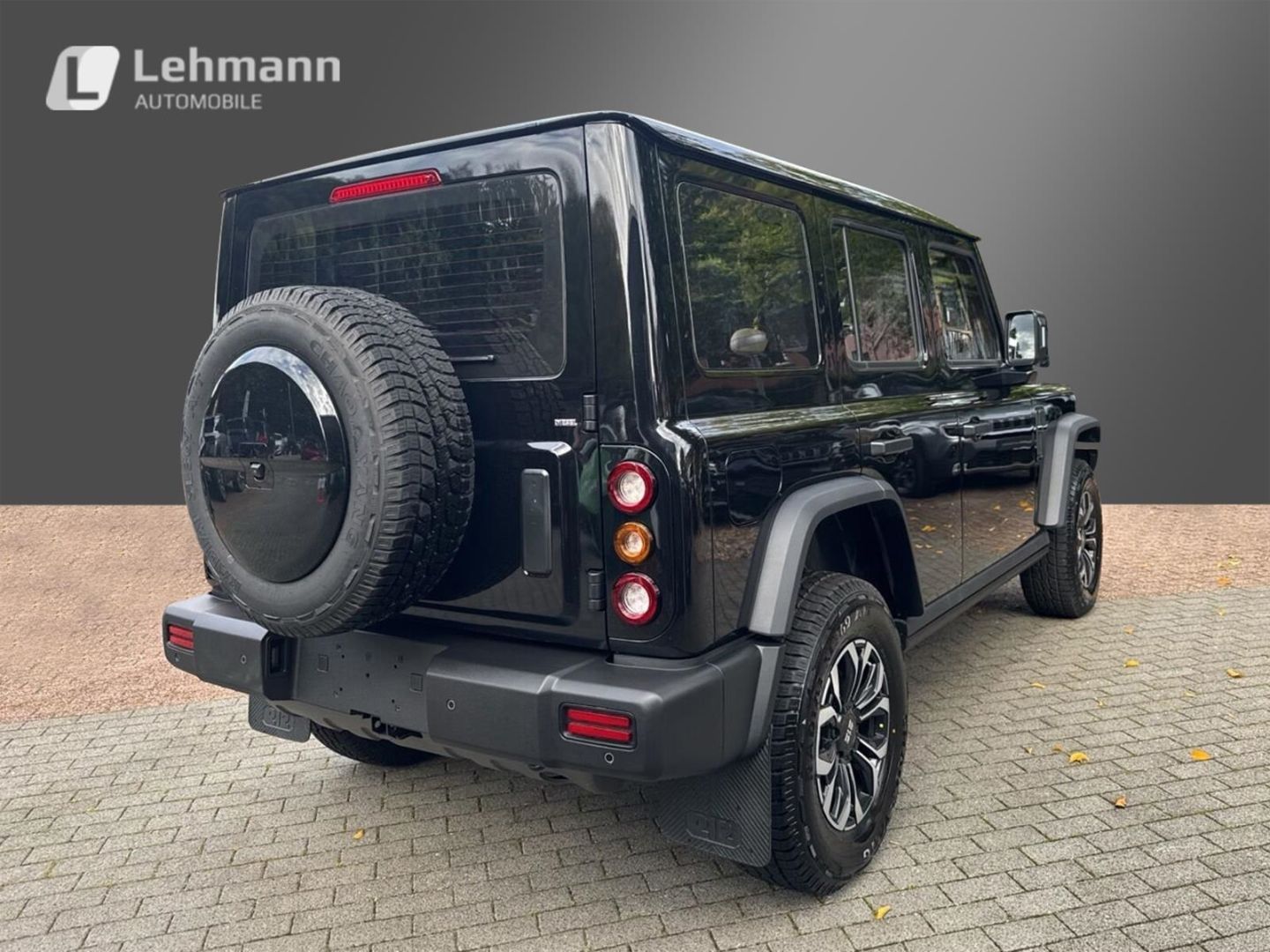 Fahrzeugabbildung BAW 212 4X4 2.0 Diesel Automatik - Leder