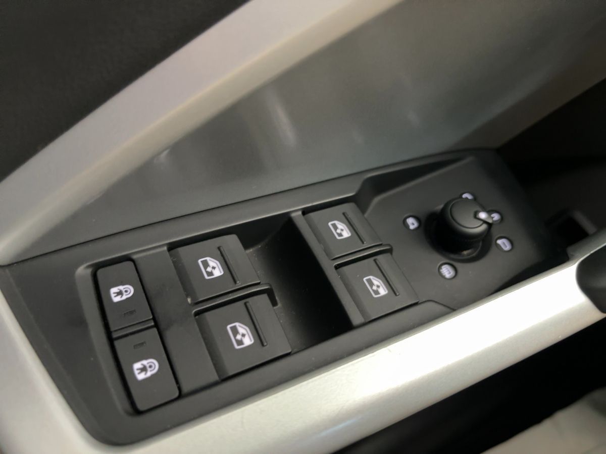 Audi Q3 Sportback 35 2.0TDI DSG S-Line NAVI AHK LED K foto 18