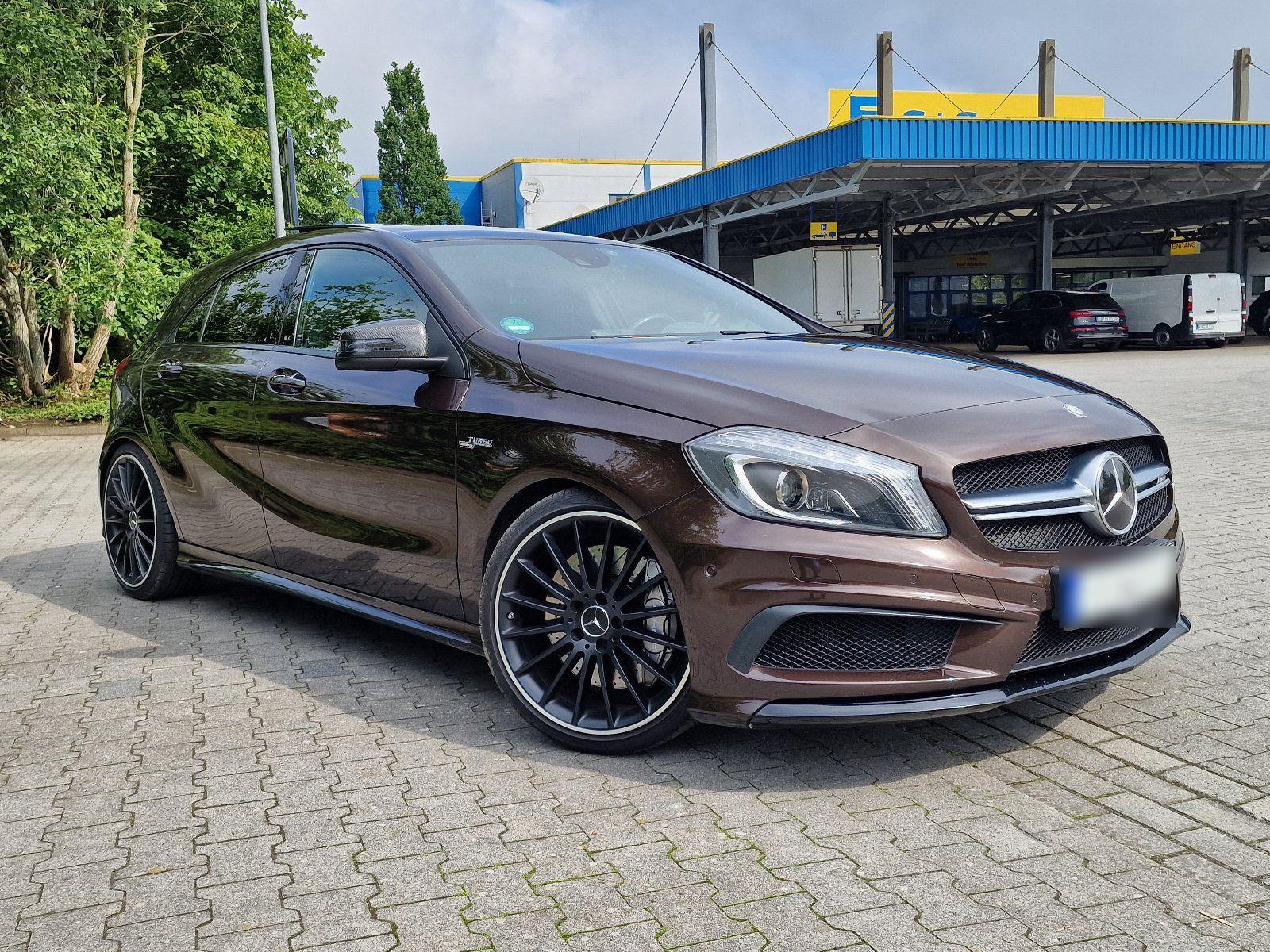 Mercedes-Benz A 45 AMG