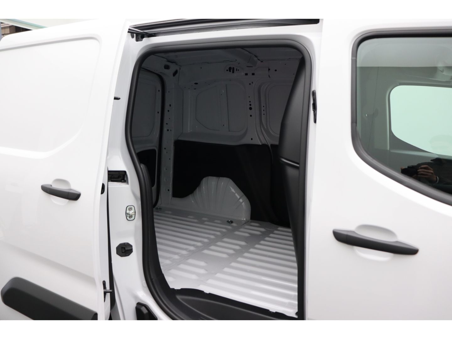 Fahrzeugabbildung Fiat Doblo 1.5 75 kW Kastenwagen Easy Pro Diesel 100