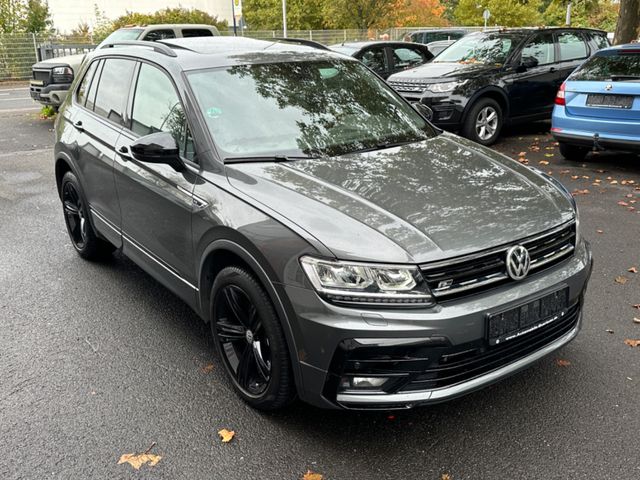 Volkswagen Tiguan Highline/Start-Stopp 4M~PANO~R LINE~LED