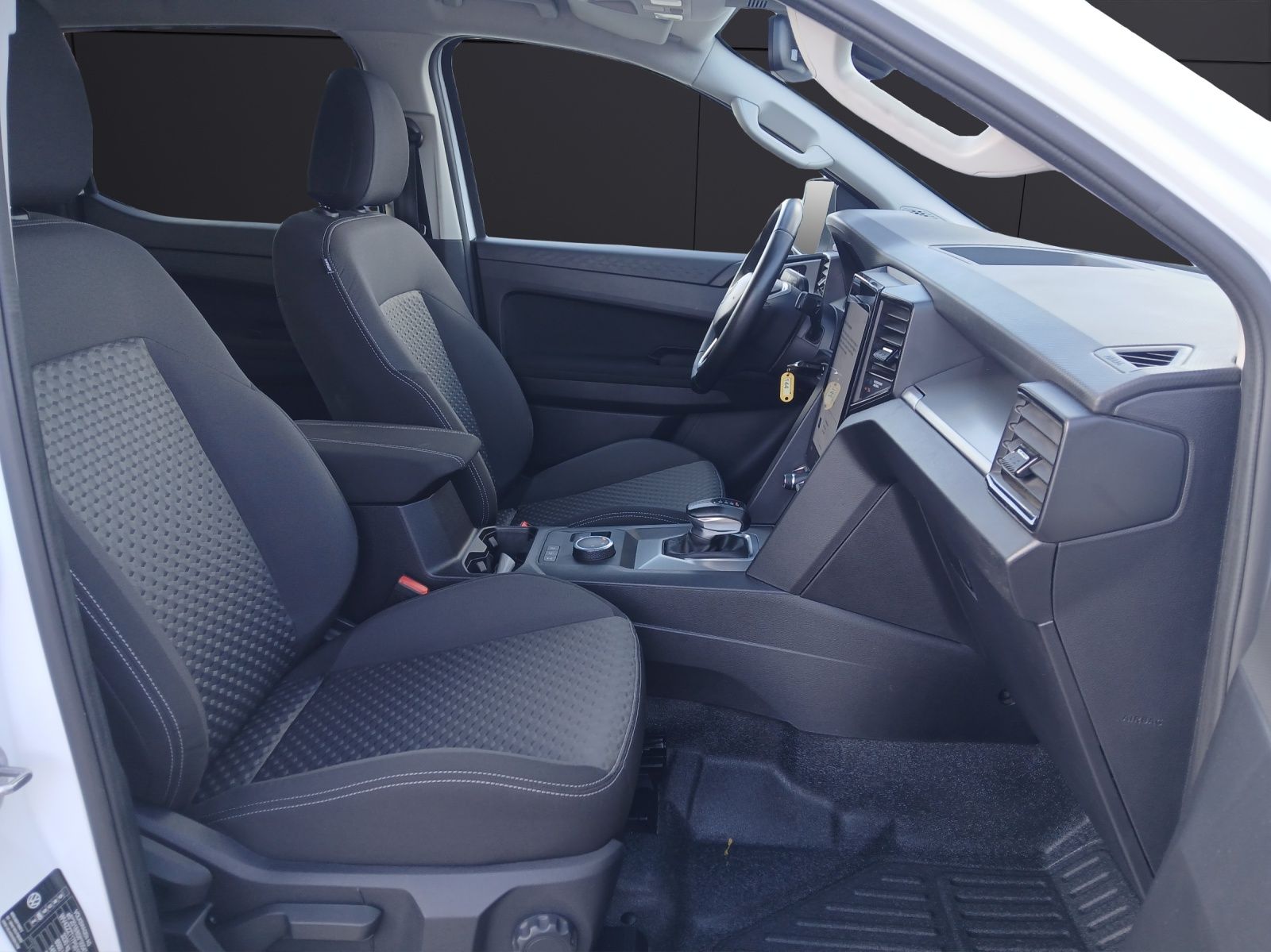 Fahrzeugabbildung Volkswagen Amarok TDI Life DSG 4M LED AHK AID SITZH.