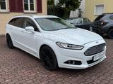 Ford Mondeo Turnier Titanium AWD - Ford Mondeo: Weiß