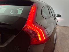 VOLVO V60 CROSS COUNTRY D4 / 1.H/ CARPLAY/ 2017/ AUTOM