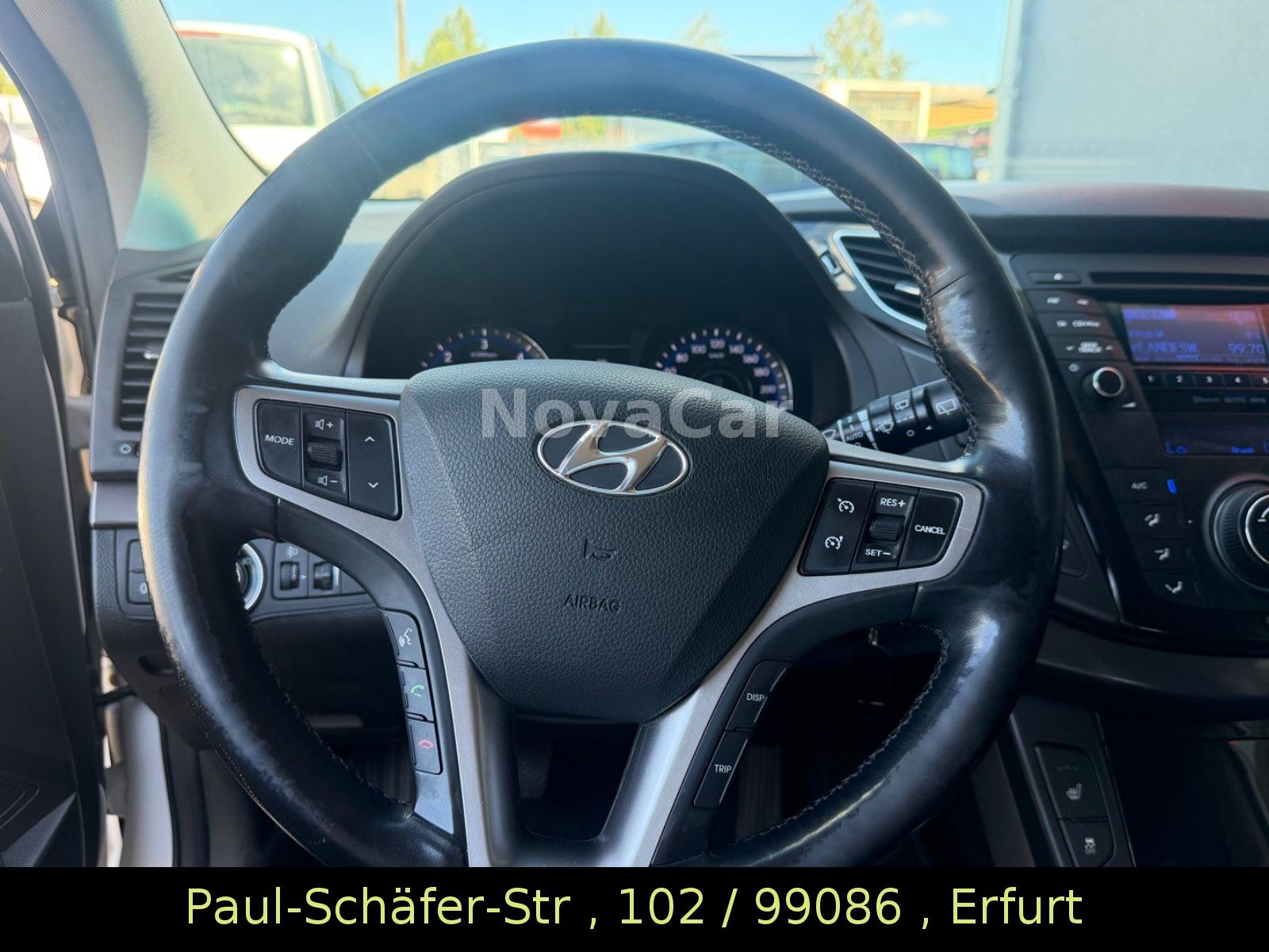 Hyundai i40 2015 — photo 11