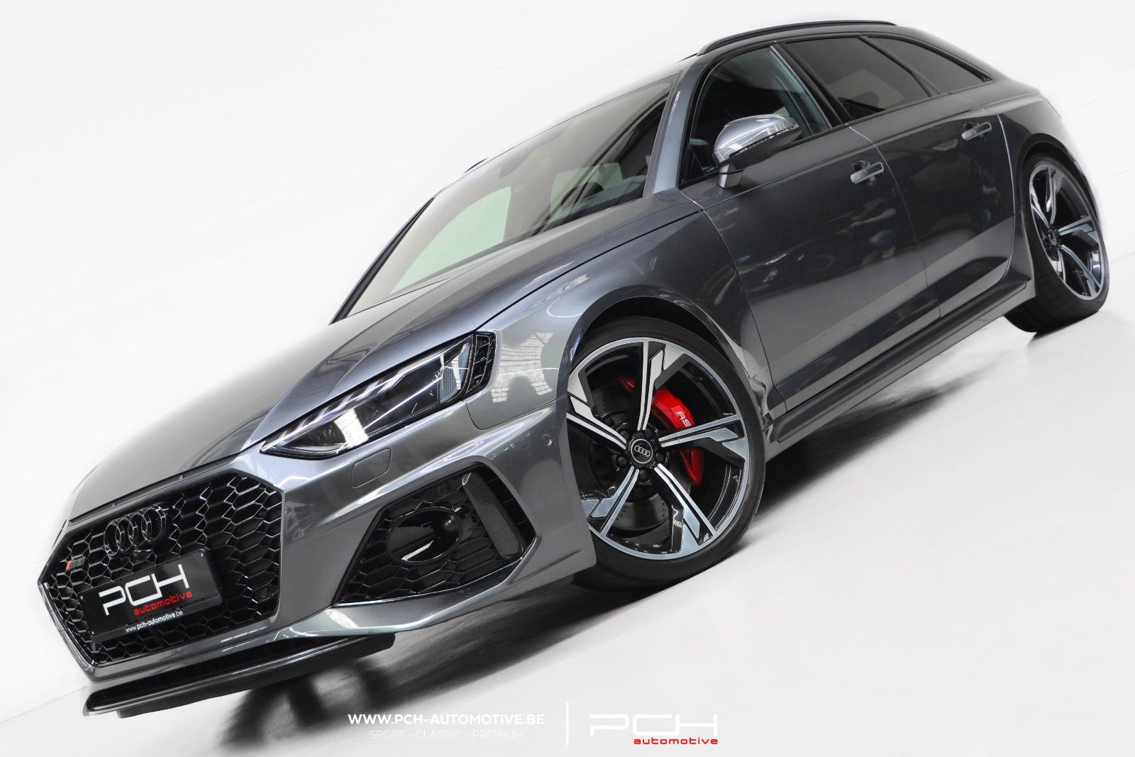 Audi RS4 Avant 2.9 V6 TFSI 450hp Quattro - VAT/CARBON
