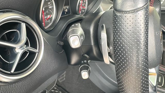Mercedes-Benz GLA 180