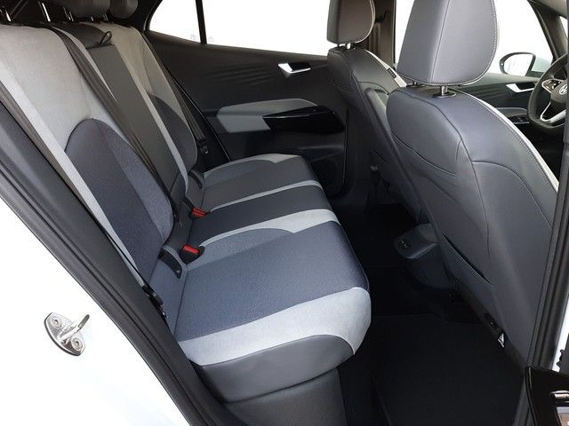 Fahrzeugabbildung Volkswagen ID.3 Pro Performance Navi MatrixLED Kamera 19"