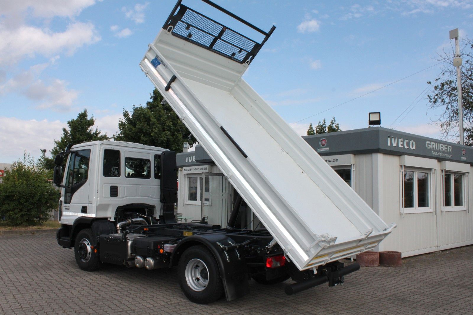 Fahrzeugabbildung Iveco EuroCargo ML80E22K neues Modell