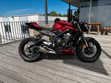 Triumph STREET TRIPLE 765 RS - TRIUMPH STREET TRIPLE RS