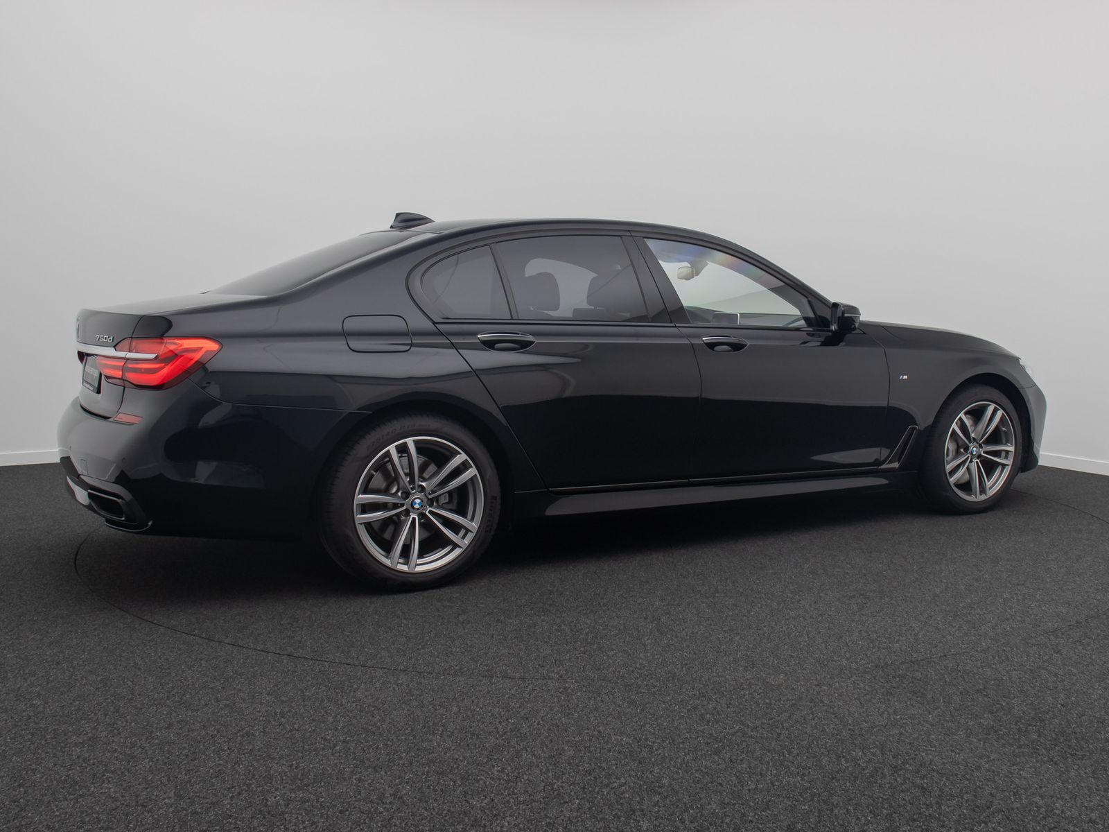 Fahrzeugabbildung BMW 750d xD M Sport 360&deg; Massage FondEnt Laser Voll