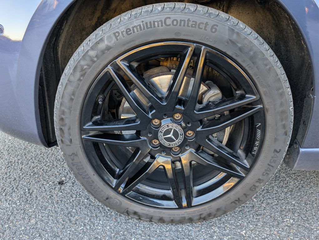 MERCEDES-BENZ V250d AMG EDITION lang 4M Night Standheiz Mwst. MERCEDES-BENZ V250d AMG EDITION lang 4M Night Standheiz Mwst.