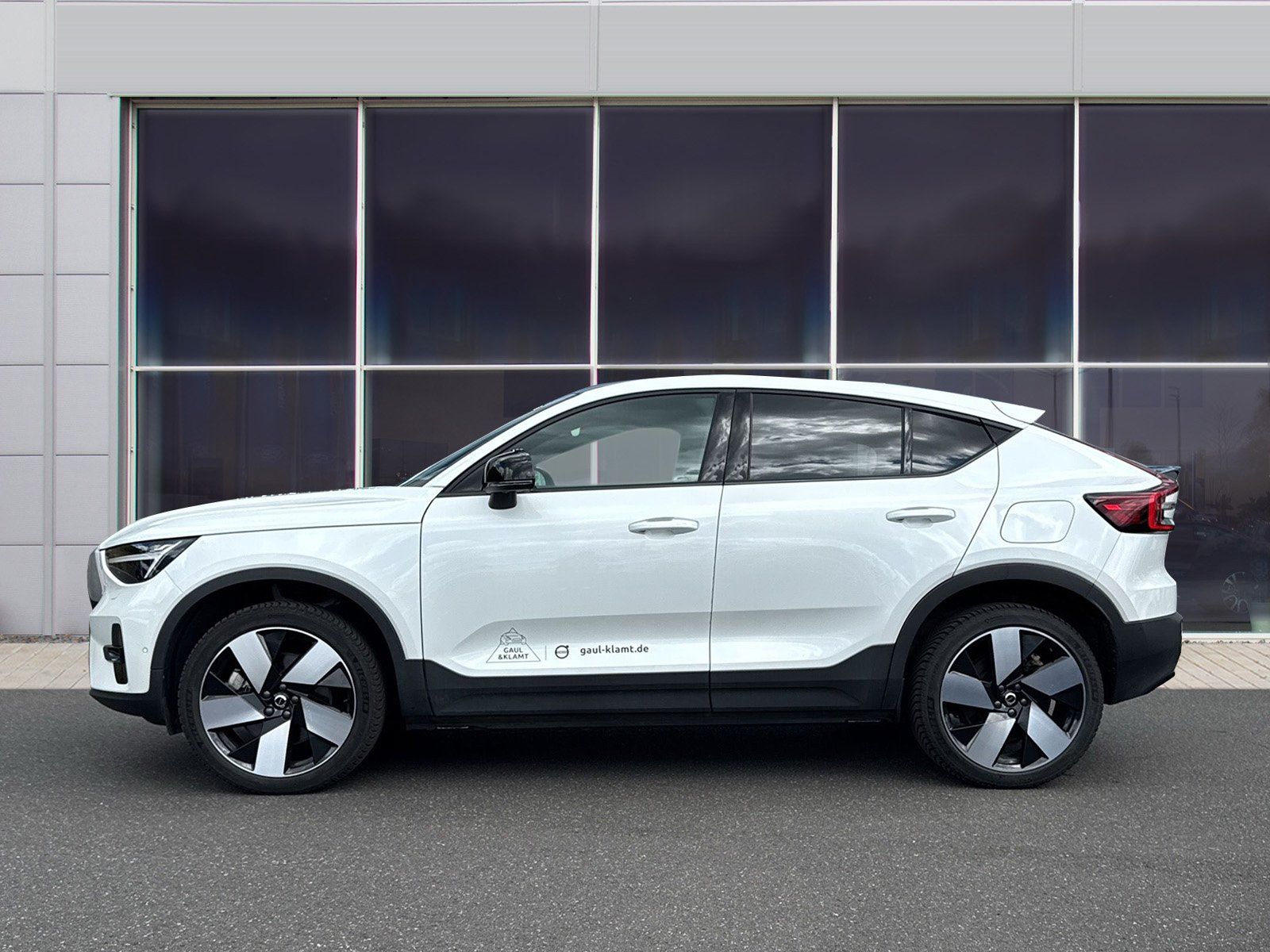 Fahrzeugabbildung Volvo C40  Ultimate Recharge Pure Electric #AWD