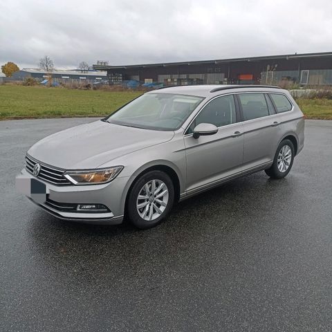 Volkswagen Passat Comfortline 1 Hand