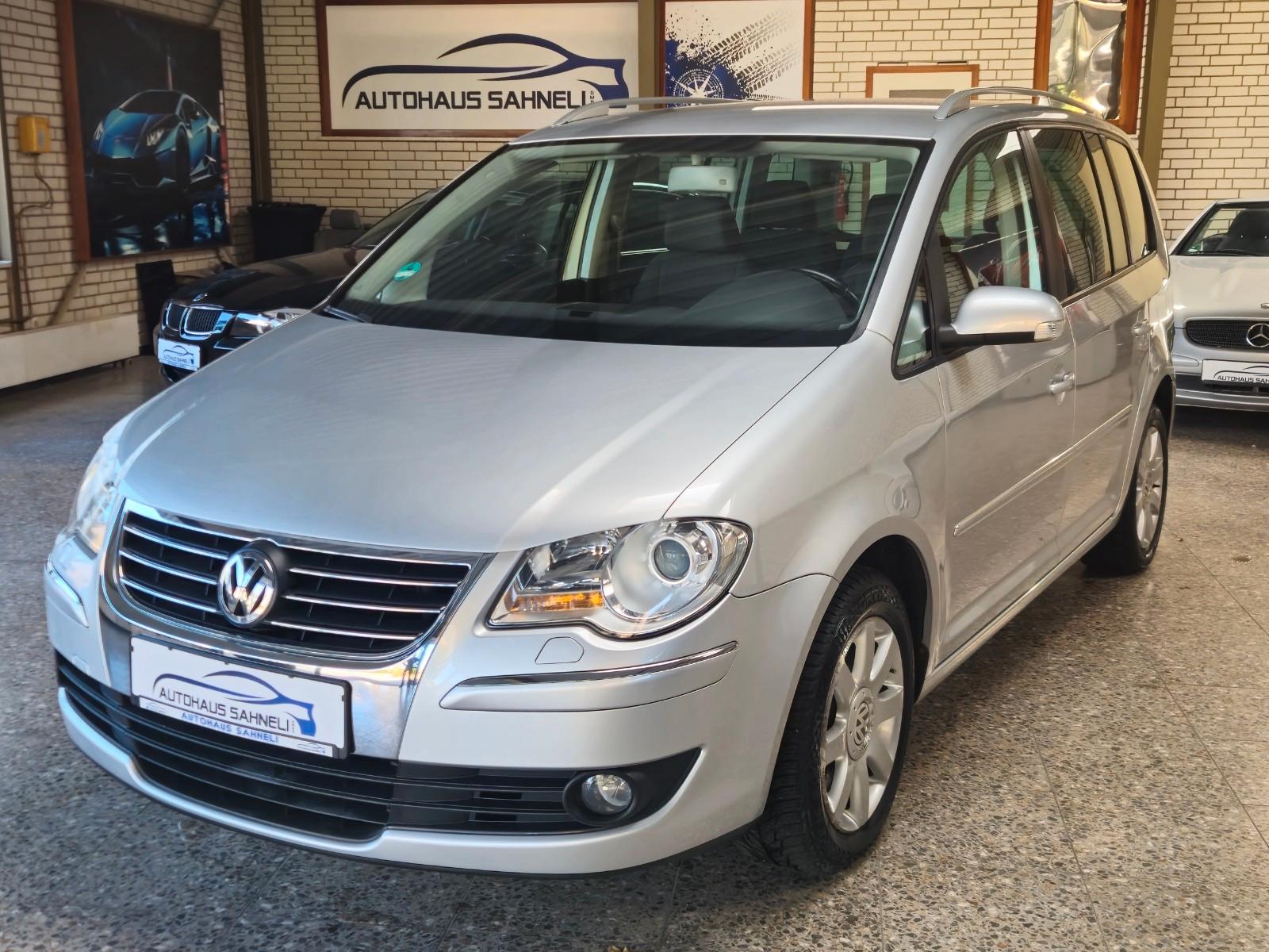 Volkswagen Touran Highline,TÜV Neu,Service Neu,Standheizung