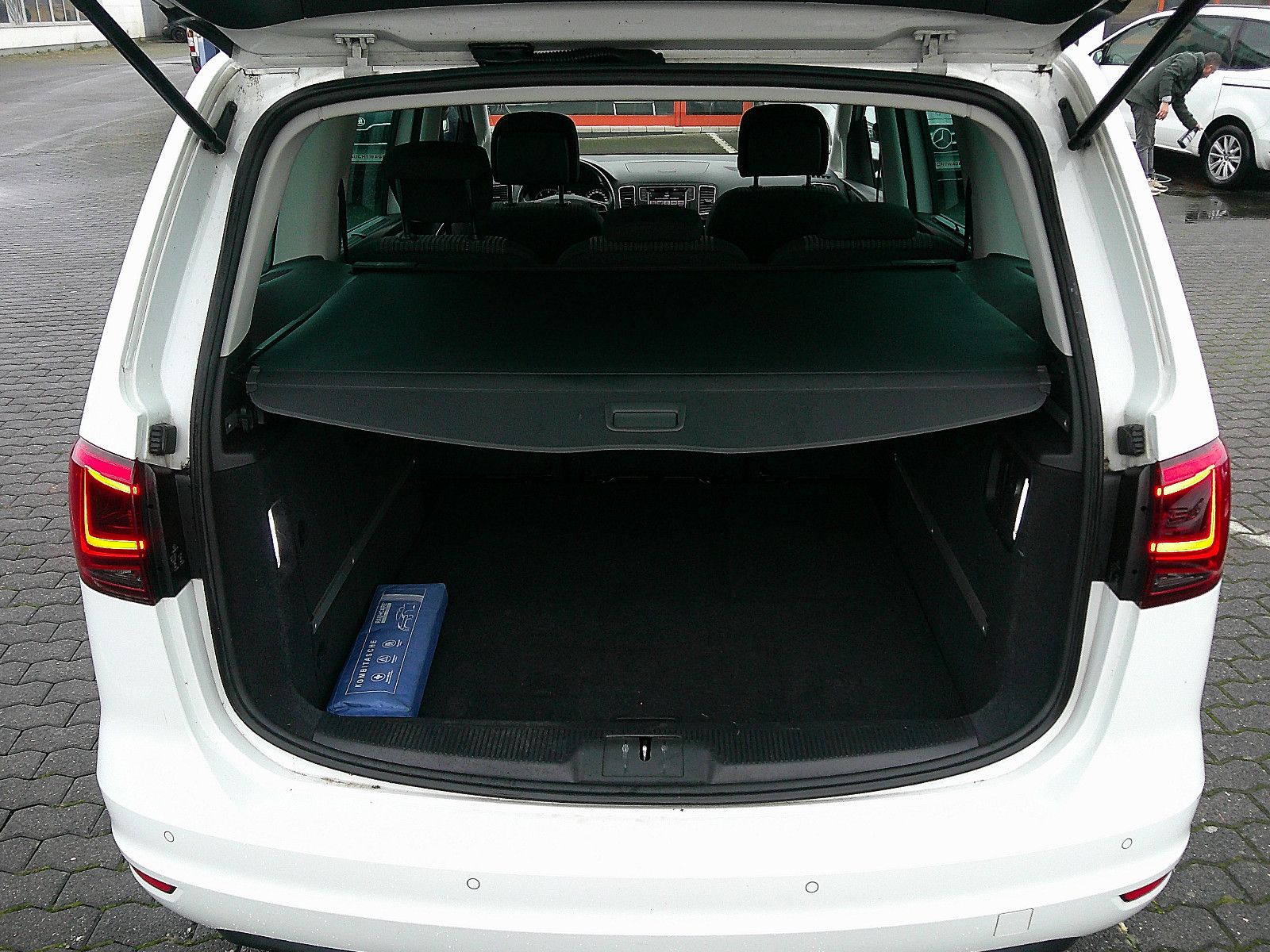 Fahrzeugabbildung SEAT Alhambra Style/1.HAND/KAMERA/KLIMA/NAVI