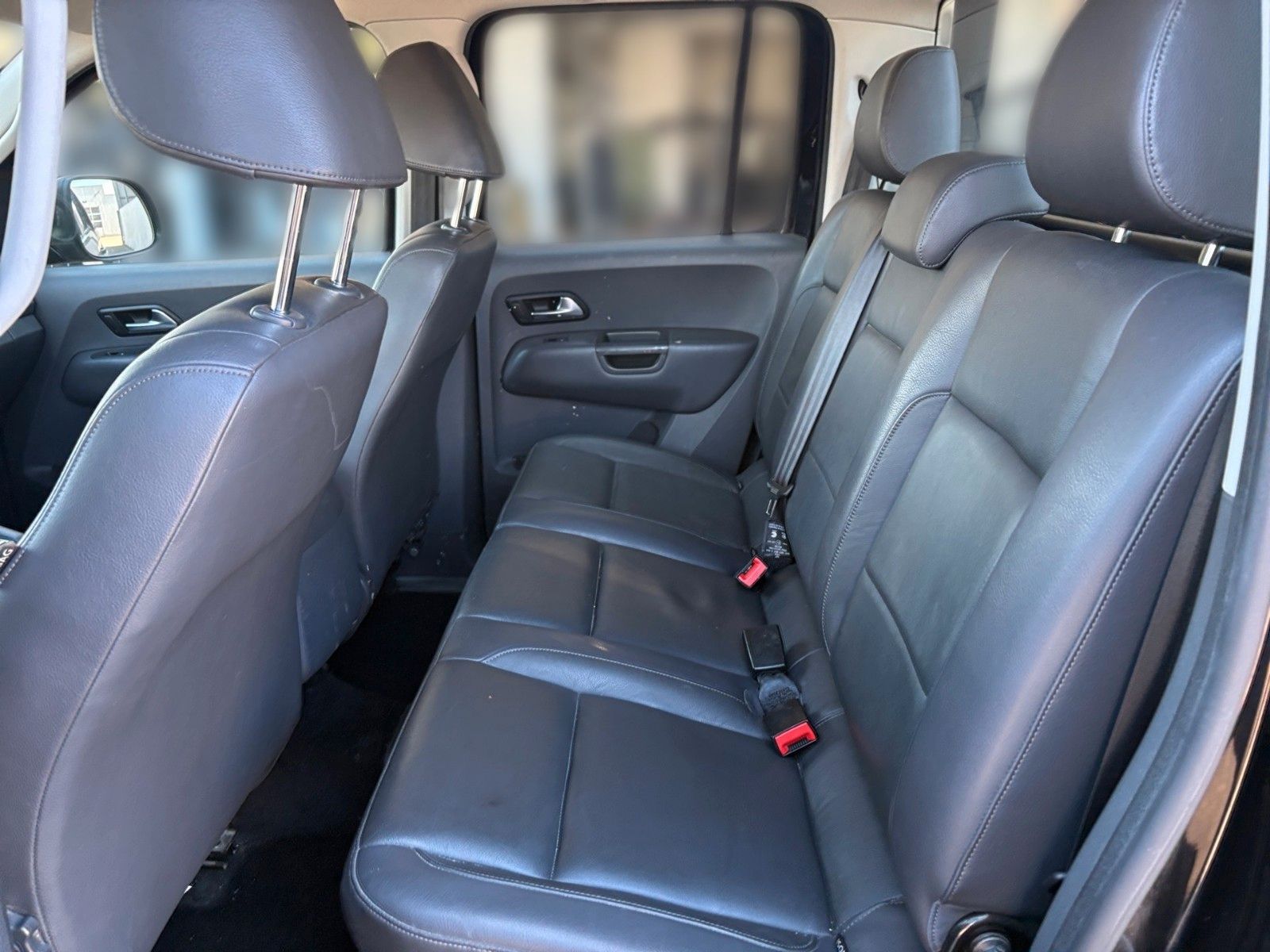 Fahrzeugabbildung Volkswagen Amarok Dark Label 4Motion *NUR GEWERBE*