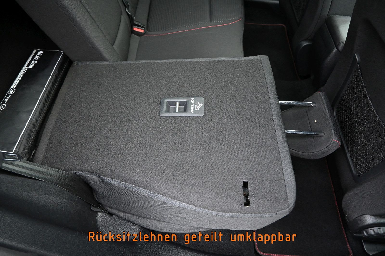 Fahrzeugabbildung Ford Focus 1.5D ST-Line X °ACC°B&O°HUD°PANO°STANDHEIZ