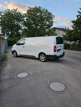 Toyota Verkaufen Toyota Proace 2,0-D4D L2. 90KW - Toyota Yaris: Van