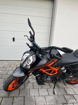 KTM 125 Duke ABS Schwarz (Modelljahr 2022)