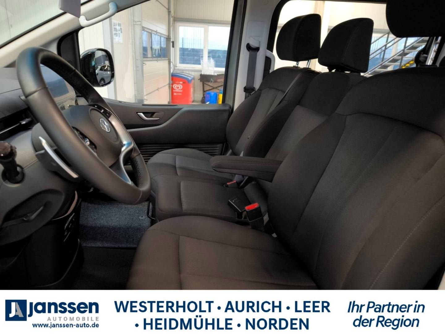 Fahrzeugabbildung Hyundai STARIA 9-Sitzer TREND