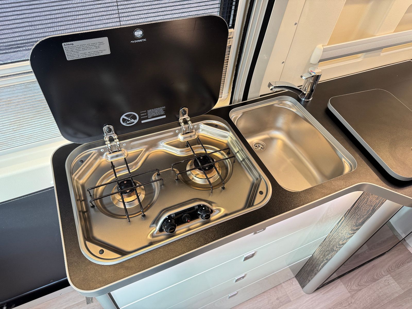 Fahrzeugabbildung Westfalia Columbus 601 D 4 SCHLAFPLÄTZE SOLAR AHK 1.HAND