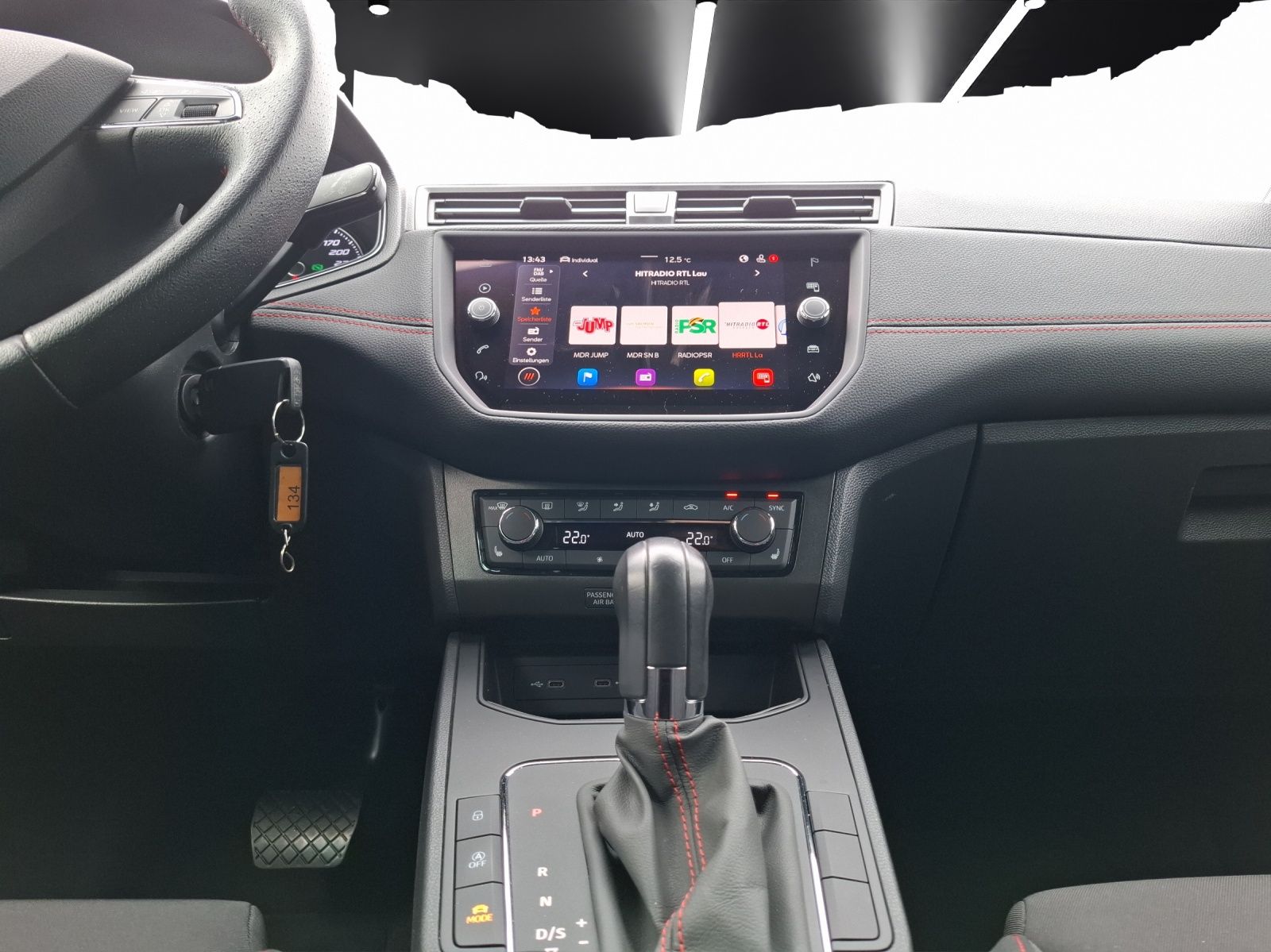 Fahrzeugabbildung SEAT Ibiza TSI FR-Line Beats DSG LED Navi GRA PDC SH