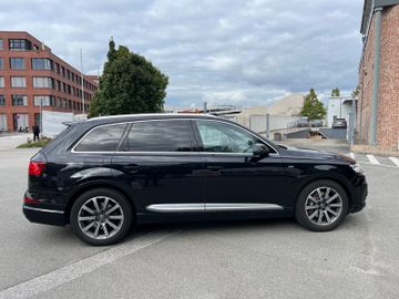 Audi Q7 - 6