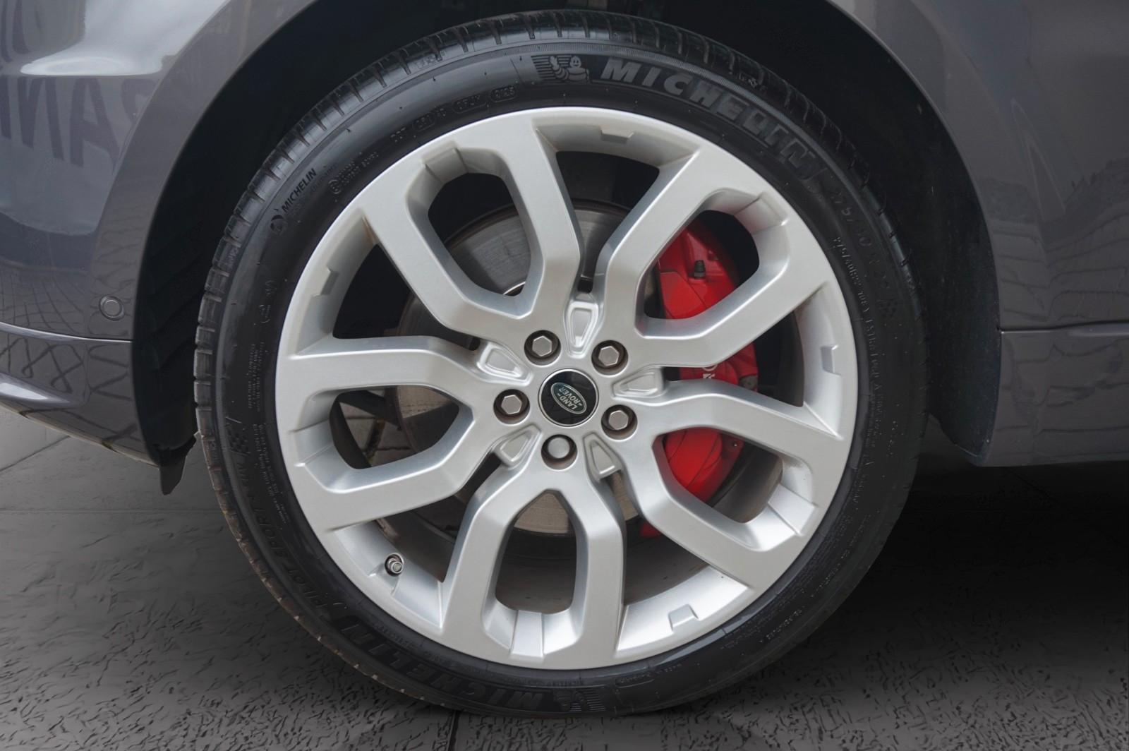 Land Rover 4.4 SDV8 Autobiography Dyn*Merid.~360 Kam~22"