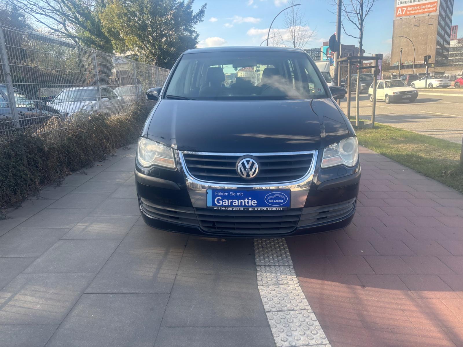 Volkswagen Touran Conceptline 1.9TDI DSG Automatik