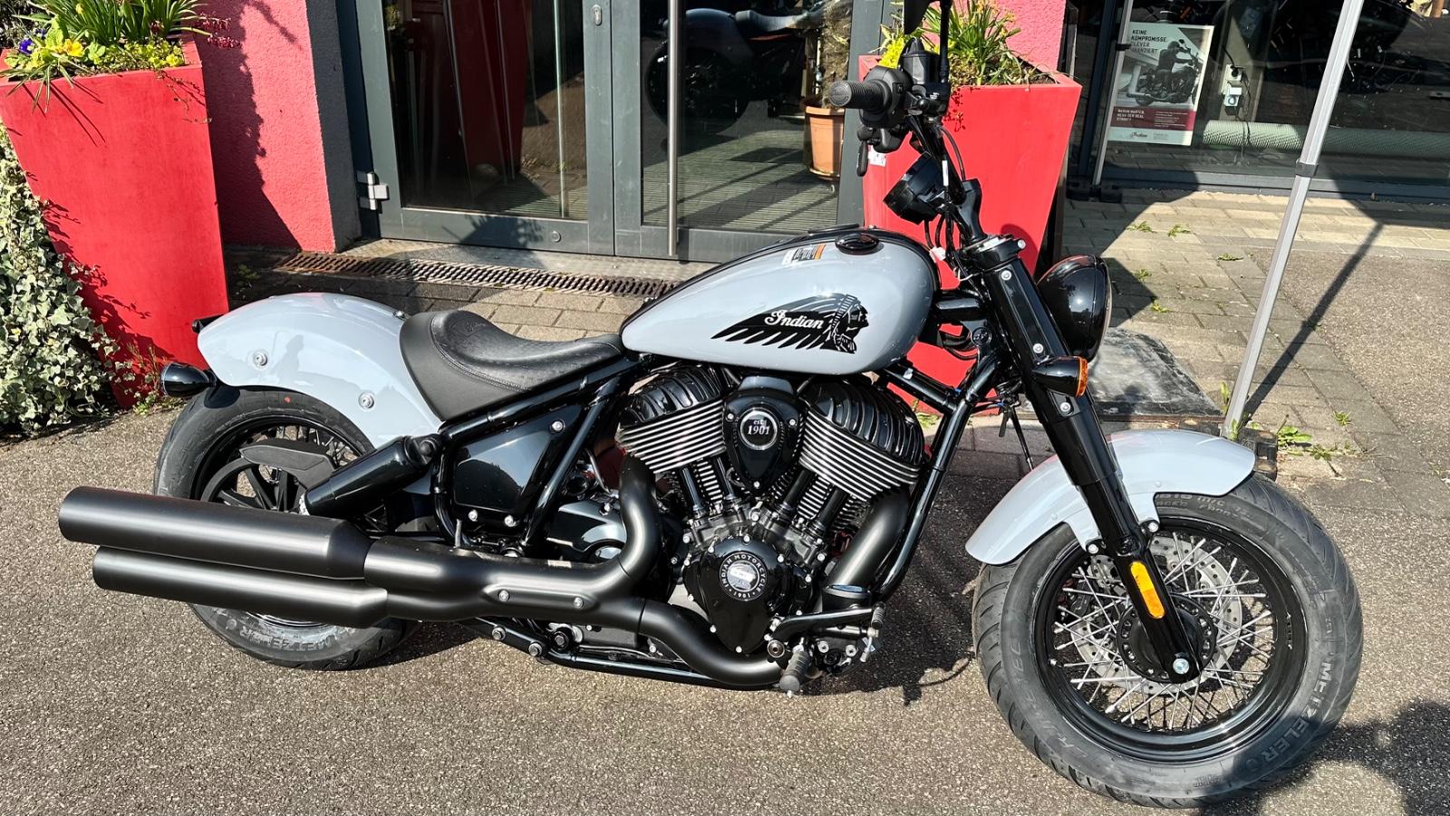 Indian Chief Bobber Dark Horse