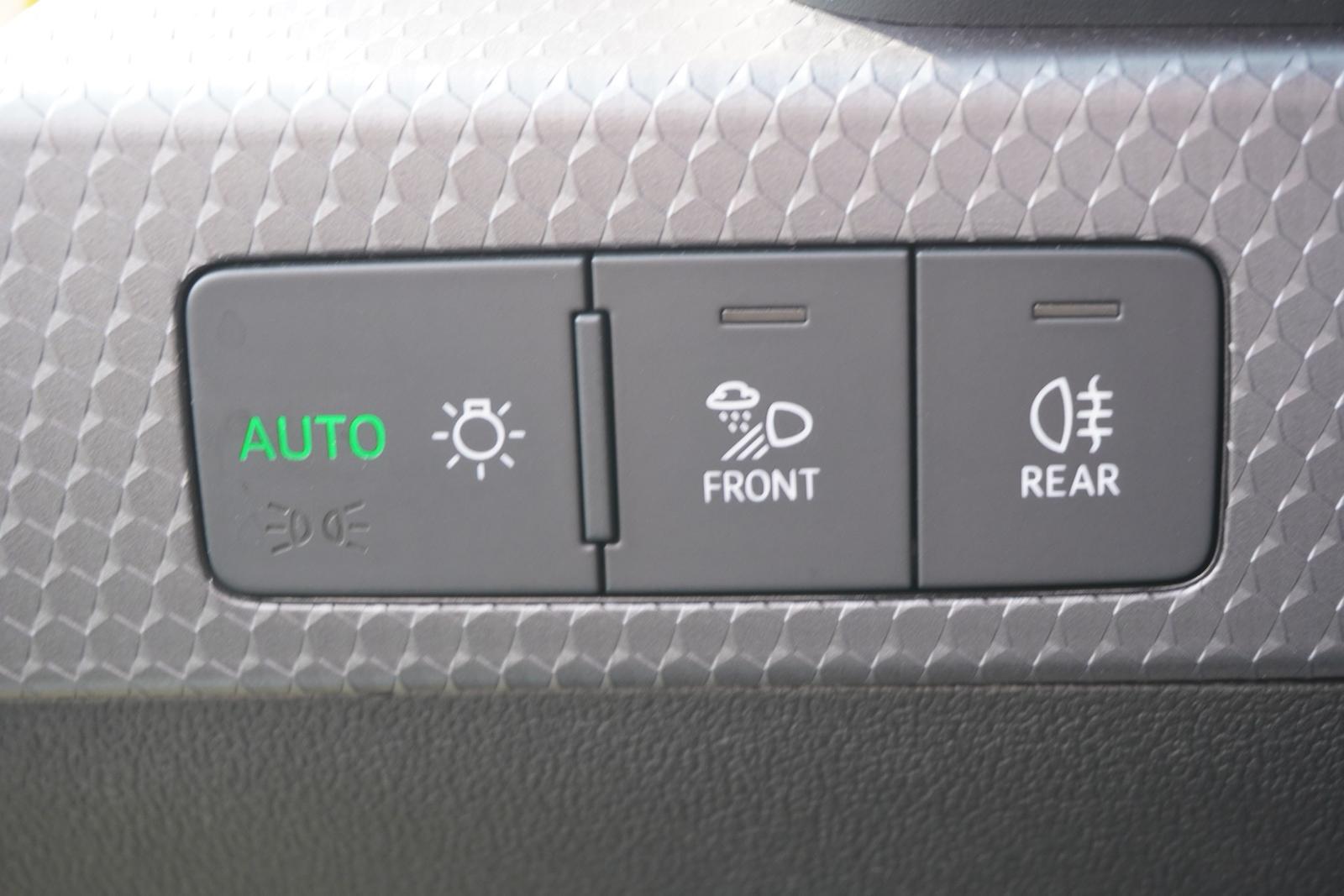 Audi A1 SB 30 1.0 TFSI S-Line LED Keyless Bluetooth