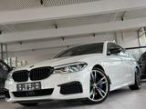 BMW M550 d xDrive/HeadUp/Standheiz/360*/ - BMW M550 mit Diesel-Antrieb: Limousine
