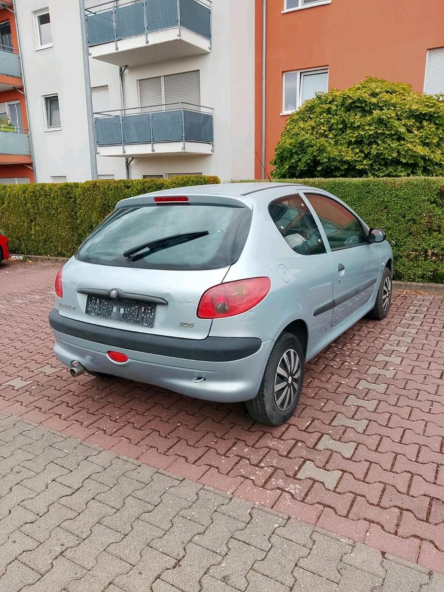 Peugeot 206