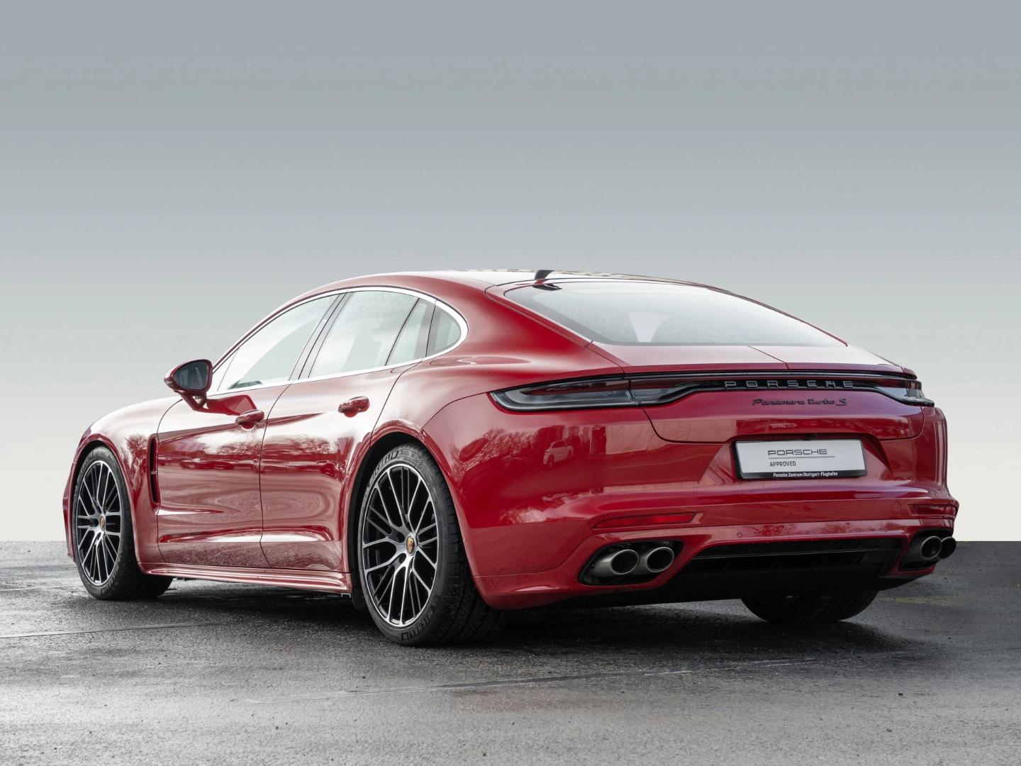 Porsche Panamera Turbo S SportDesign Paket Pano Matrix
