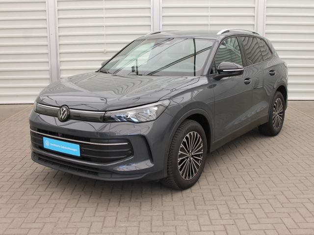 Volkswagen Tiguan 1.5 eTSI DSG Goal MATRIX AHK AREA NAVI TR foto 4