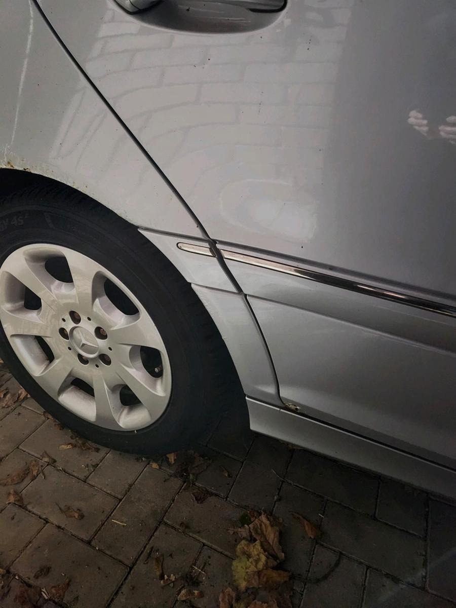 Mercedes-Benz C280 2005 — photo 11